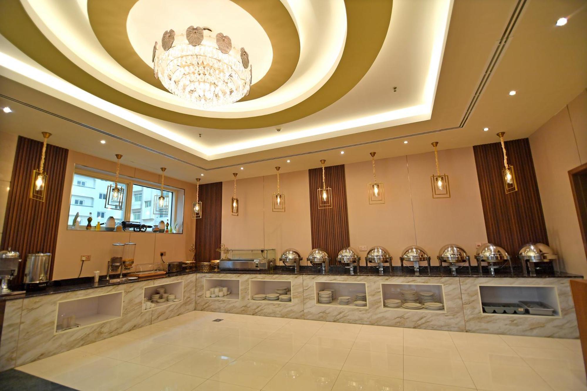Hotel Nejoum Al Emarat Schardscha Exterior foto